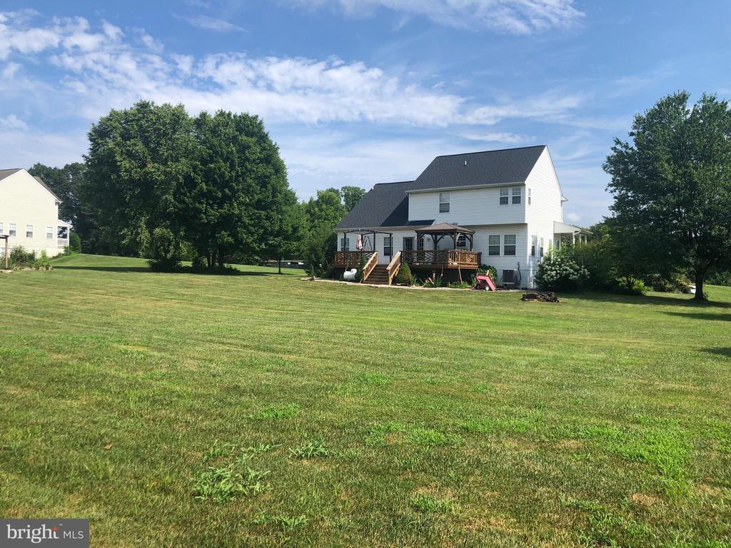 Building Photo - 107 Wheat Field Terrace