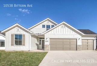 Building Photo - 10538 W Bittern St