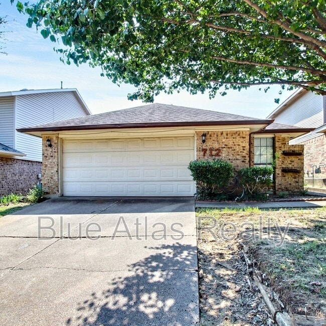 Photo - 712 Via Miramonte House