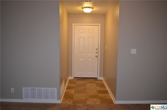 Building Photo - 304 Grizzly Trail
