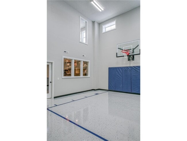 Building Photo - 9733 8th St N