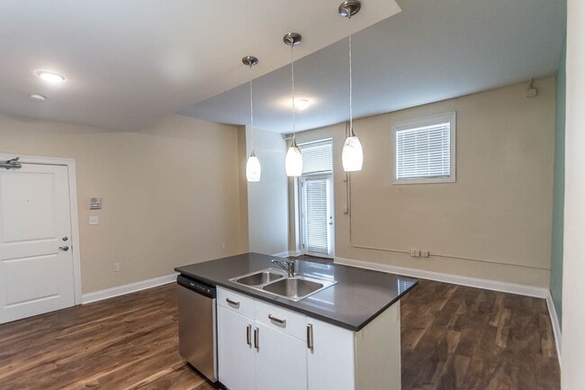 Interior Photo - ODD