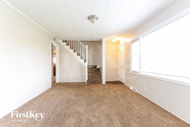 Foto del edificio - 14448 Kilbourn Ave