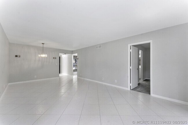 Foto del edificio - 159 NW 70th St