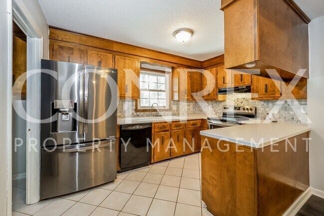 Foto del edificio - Gorgeous Three Bedroom w/ Upgrades