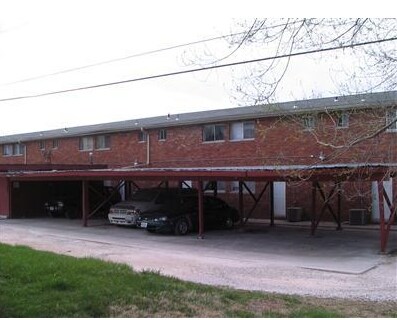 Building Photo - University Apartments