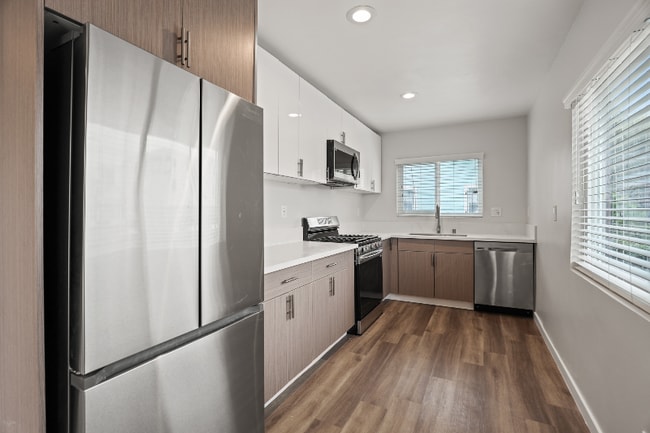 Photo - 1358 W 36th St Apartment