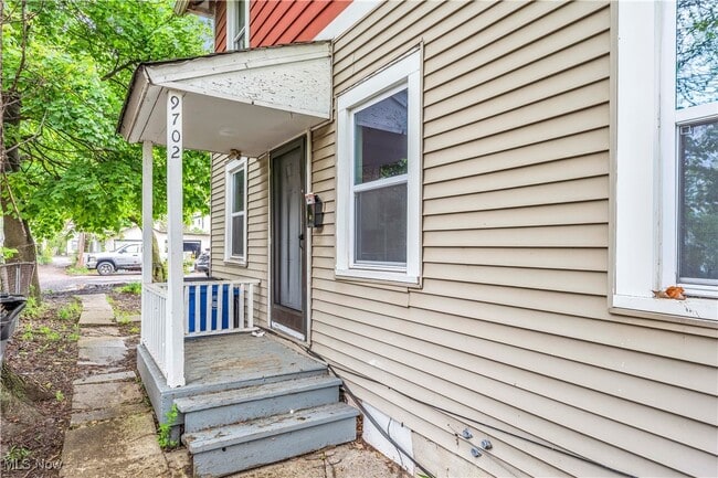 Building Photo - 9702 Laird Ave