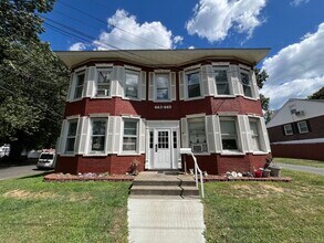 Building Photo - 663 Naugatuck Ave
