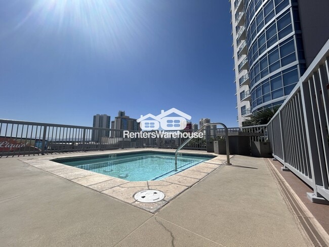 Foto del edificio - 200 W Sahara Ave