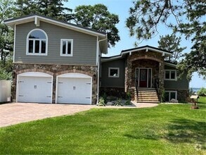 Building Photo - 4329 Waville Rd NE