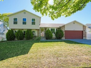 Building Photo - 9267 Teton Estates Dr