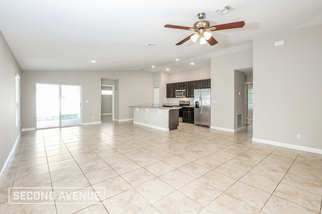 Foto del edificio - 3001 Firwood Ave SE