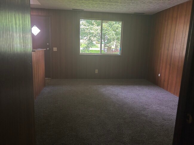 Foto del edificio - 317 Stewart Ave NW