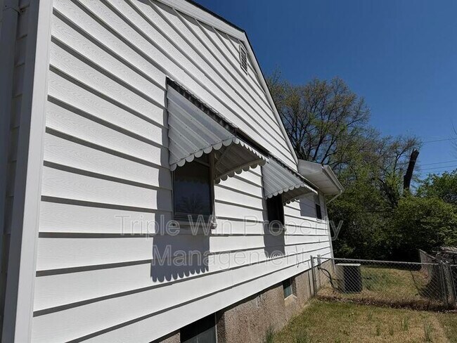 Photo - 10168 Cabot Dr House