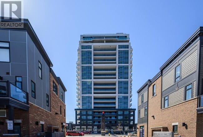 Building Photo - 385 Winston Rd