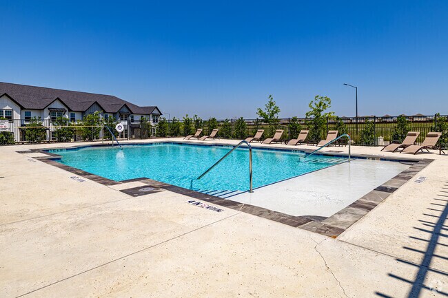 Piscina - The Townhomes at Monticello