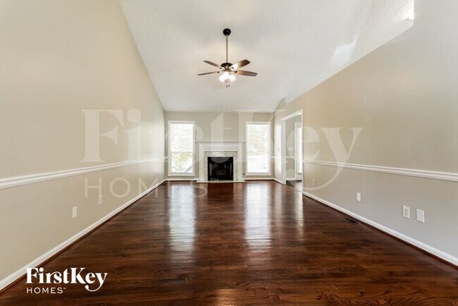 Foto del edificio - 1045 Eagle Pointe Dr NW