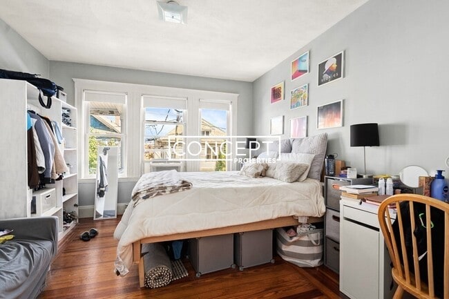 Building Photo - 116 Pearson Rd