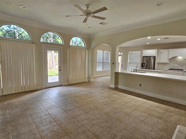 Foto del edificio - 12503 Rosewood Way Ln