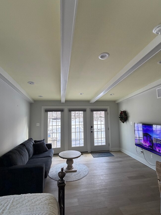 Building Photo - 216 S Sugan Rd