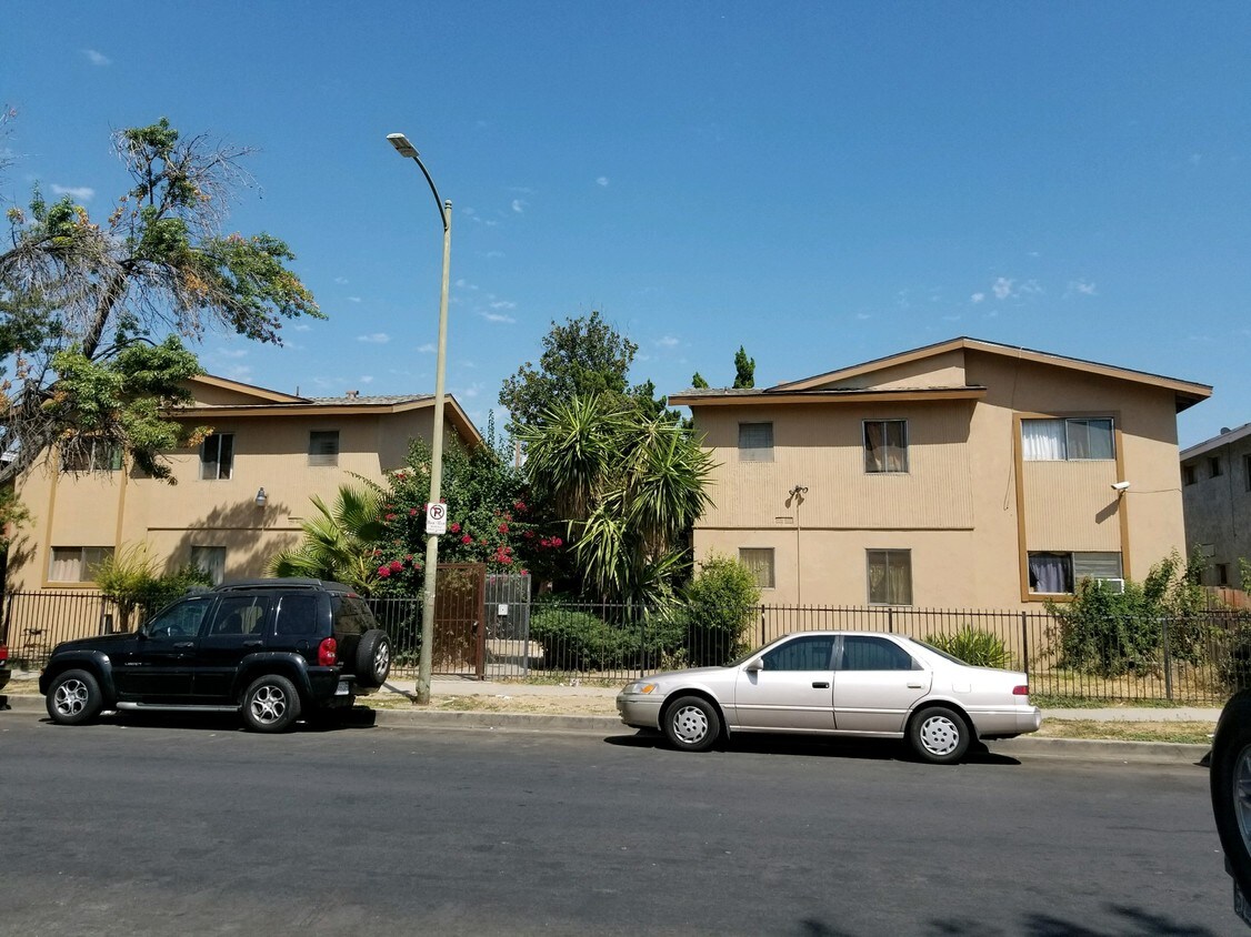 Primary Photo - 7336 Milwood Ave