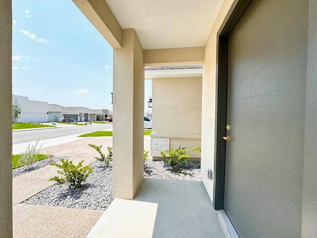 Foto del edificio - 1405 Eagles Ln