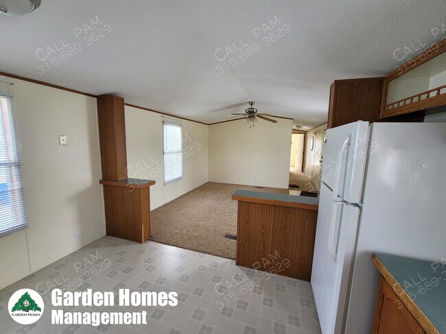 Building Photo - 9 Cedar Ln