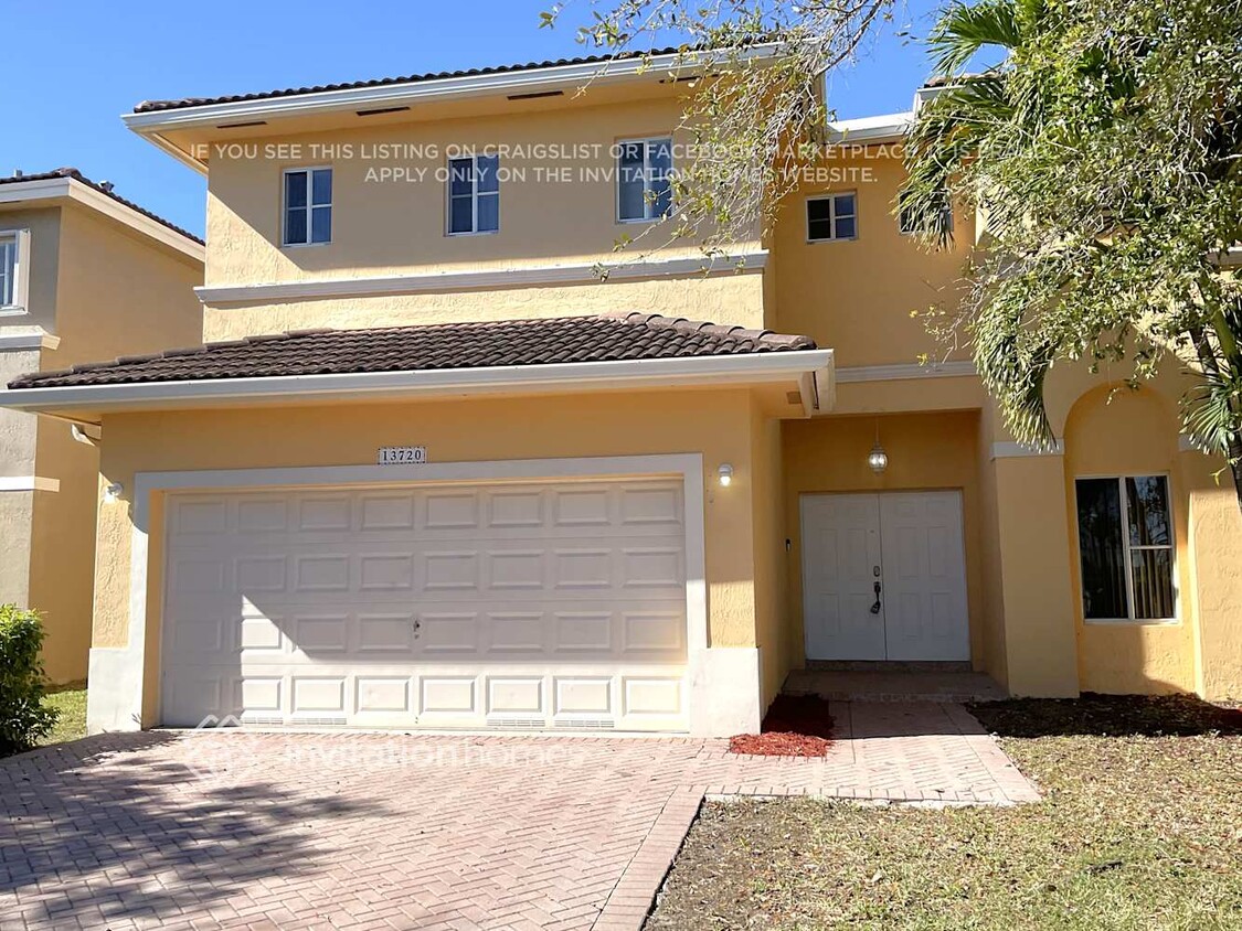 Foto principal - 13720 SW 127th Ct