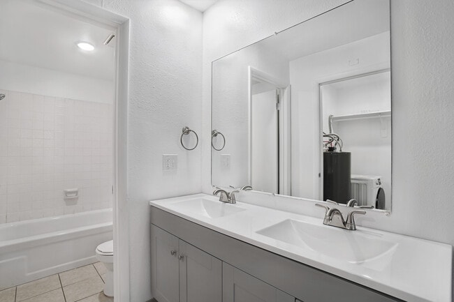 Building Photo - Delmonico Apartments