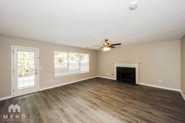 Building Photo - 11640 Registry Blvd