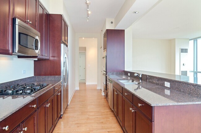 Foto del edificio - 1211 S Prairie Ave