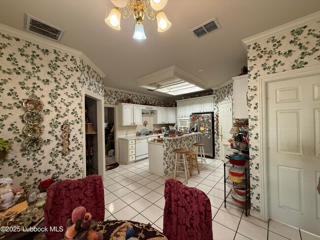 Building Photo - 5605 83rd St