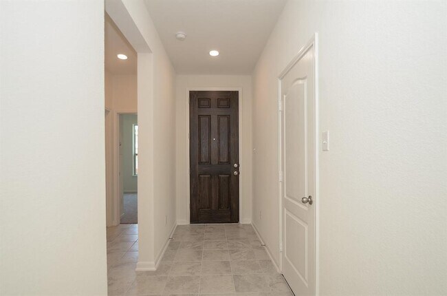 Building Photo - 28319 Little Hollow CT