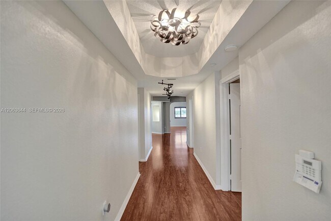 Building Photo - 7611 Southampton Terrace