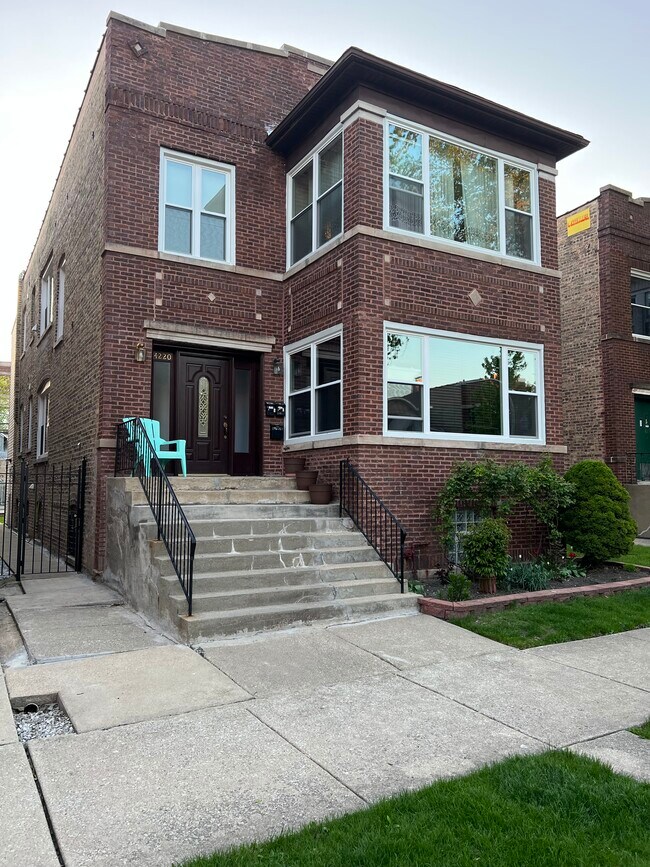 Foto del edificio - 4220 N Francisco Ave