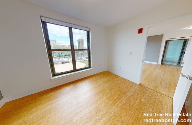 Building Photo - 40 Malvern St