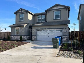 Building Photo - 3102 Barnowl Wy