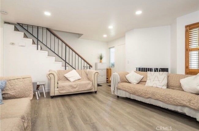 Building Photo - 19221 Sherman Way