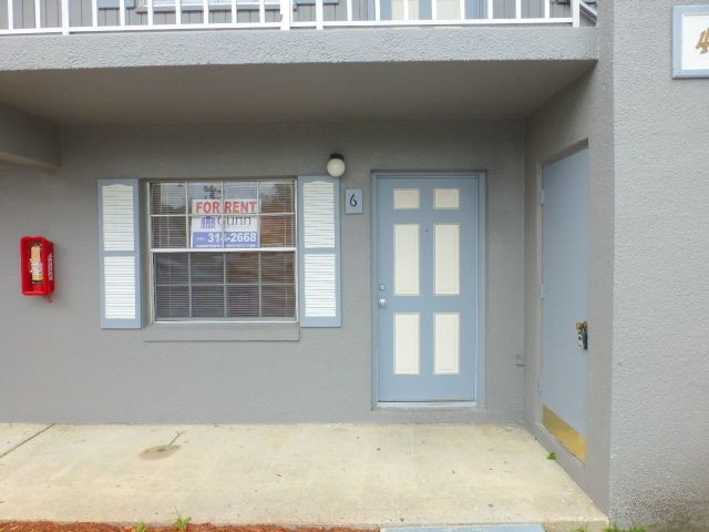 Building Photo - 400 N Hawley St