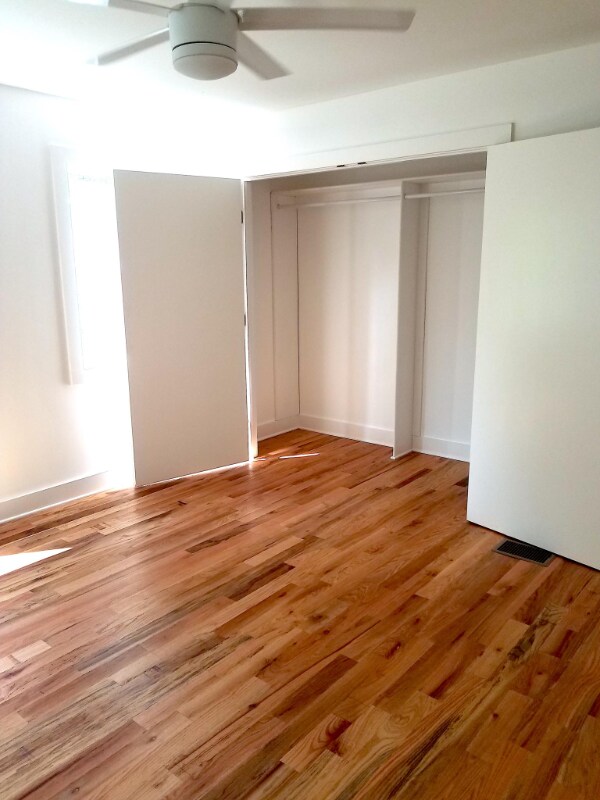 Foto del edificio - 517B Weakley Ave