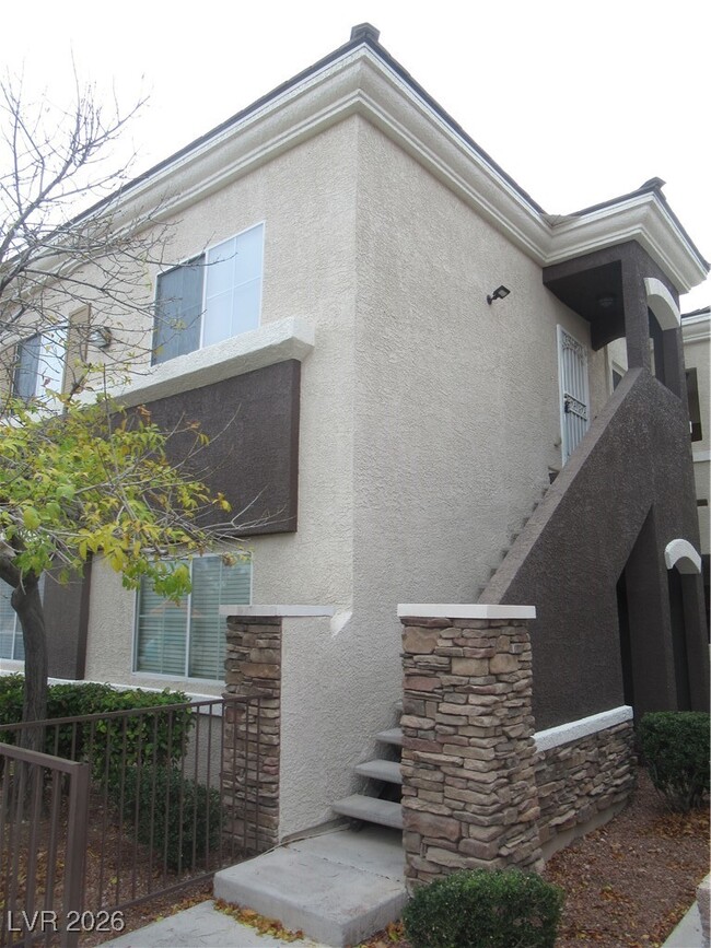 Building Photo - 9303 Gilcrease Ave