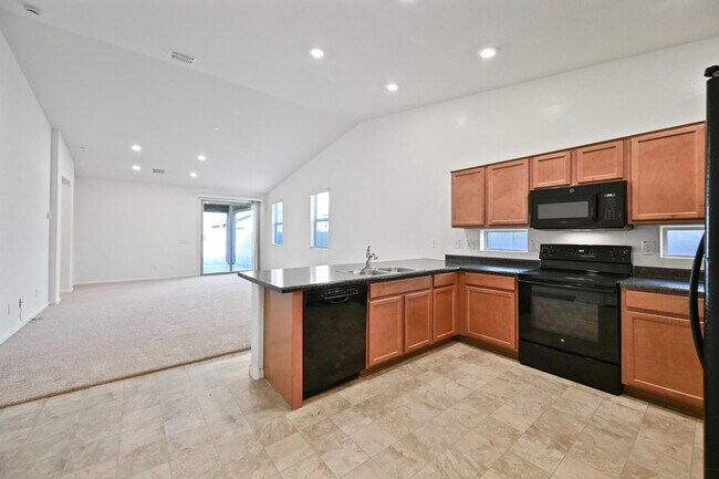 Foto del edificio - 1630 E Grove St