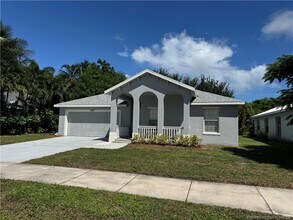 Building Photo - 4567 SE Murray Cove Cir