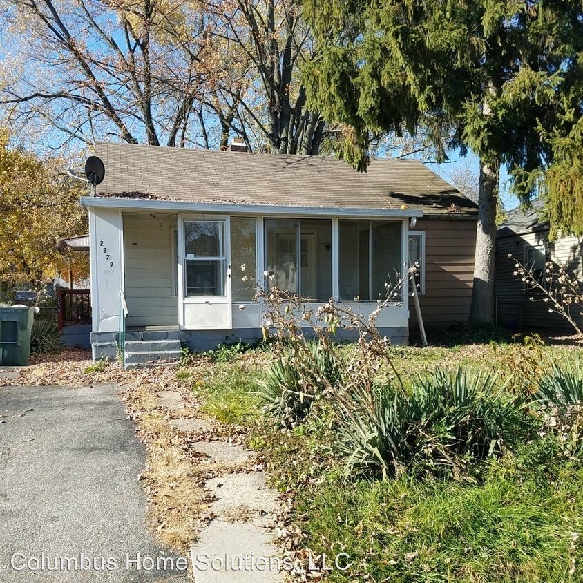 2279 Grasmere Ave, Columbus, OH 43211 Condo for Rent in Columbus, OH