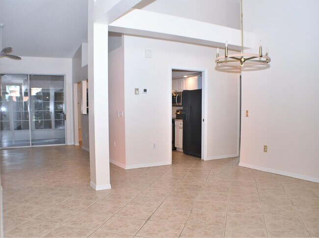 Building Photo - 5809 Beaurivage Ave