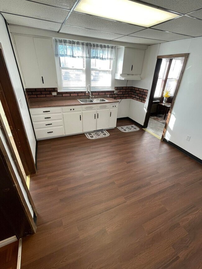 Foto del edificio - 104 E 23rd St