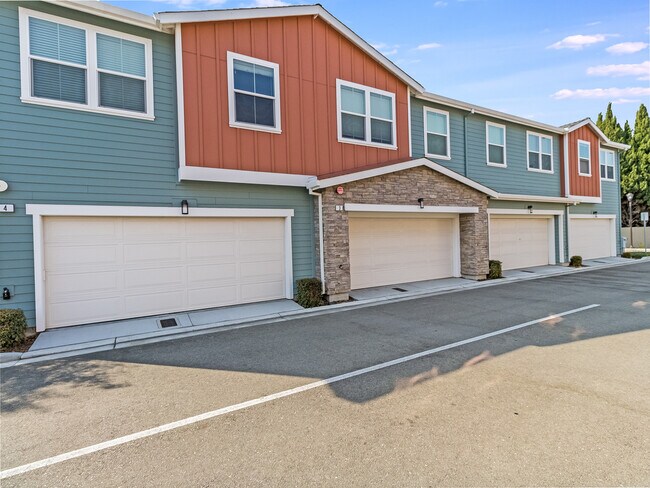 Building Photo - 1233 Bockman Rd