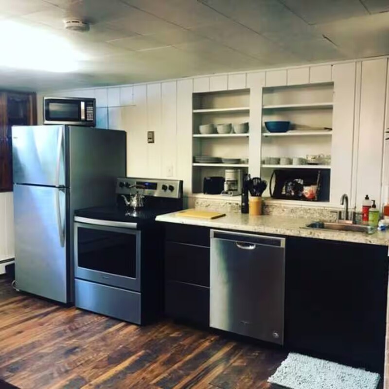 Foto principal - 2571 Van Buren Ave