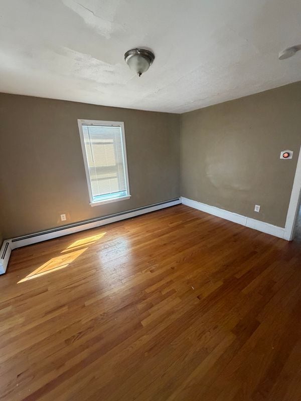 Building Photo - 10 Neptune St Ct